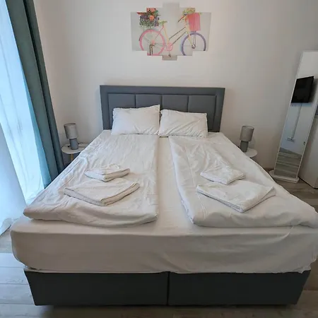 Marino Mar Deluxe Studios, & Indoorpool Inclusive Σάνι Μπιτς