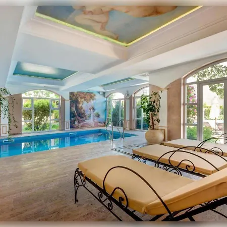 Marino Mar Deluxe Studios, & Indoorpool Inclusive 3*