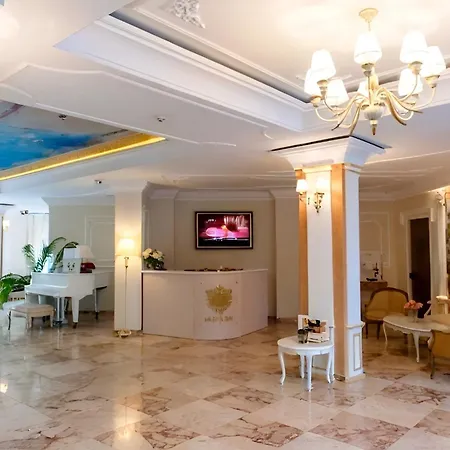 Ξενοδοχείο με διαμερίσματα Marino Mar Deluxe Studios, & Indoorpool Inclusive