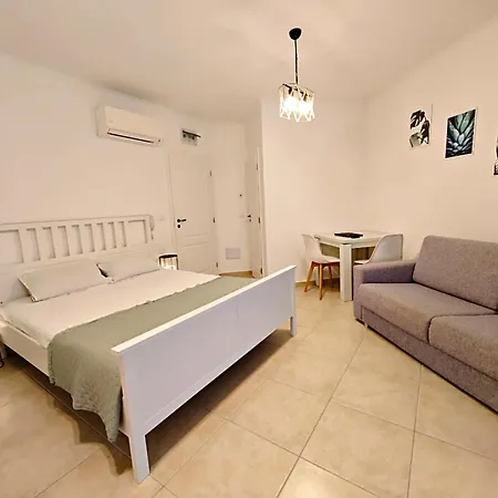 Marino Mar Deluxe Studios, & Indoorpool Inclusive Σάνι Μπιτς