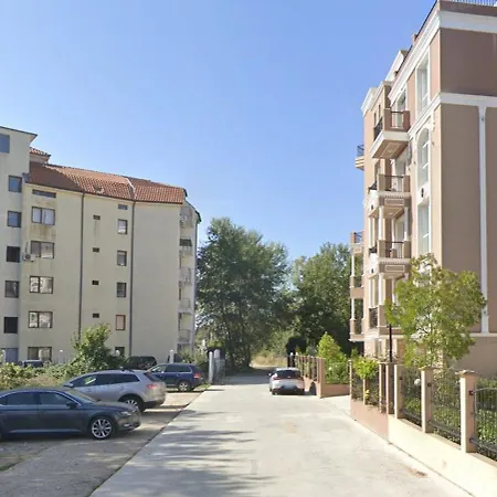 Aparthotel Marino Mar Deluxe Studio, Sauna 3 Pools Spa Central To Sea *