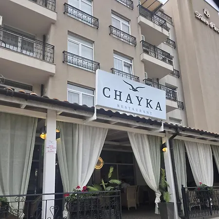 Marino Mar Deluxe Studios, & Indoorpool Inclusive 公寓式酒店